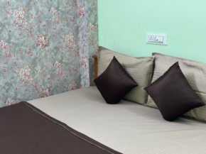 Mayura Residency